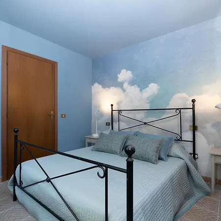 Barbara * Santa Luce